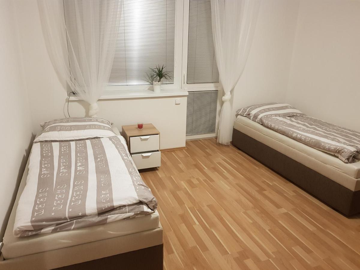 Newly Built Apartment 4 With Balcony Near Center Brünn Exterior foto